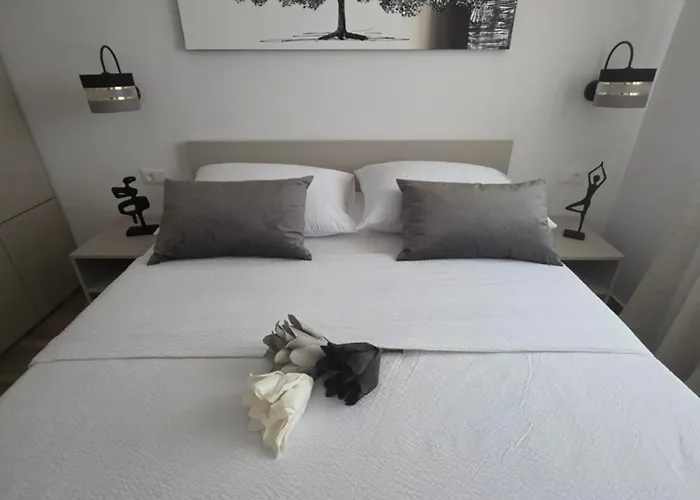 Persic 1 Sveta Marina